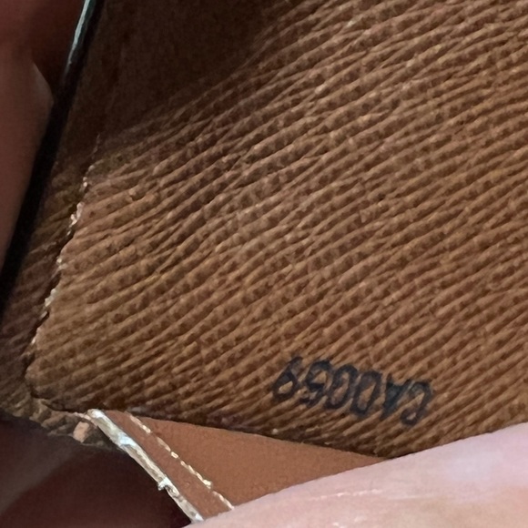 Portefeiulle Alexandra Trifold Wallet monogram - Picture 13 of 15